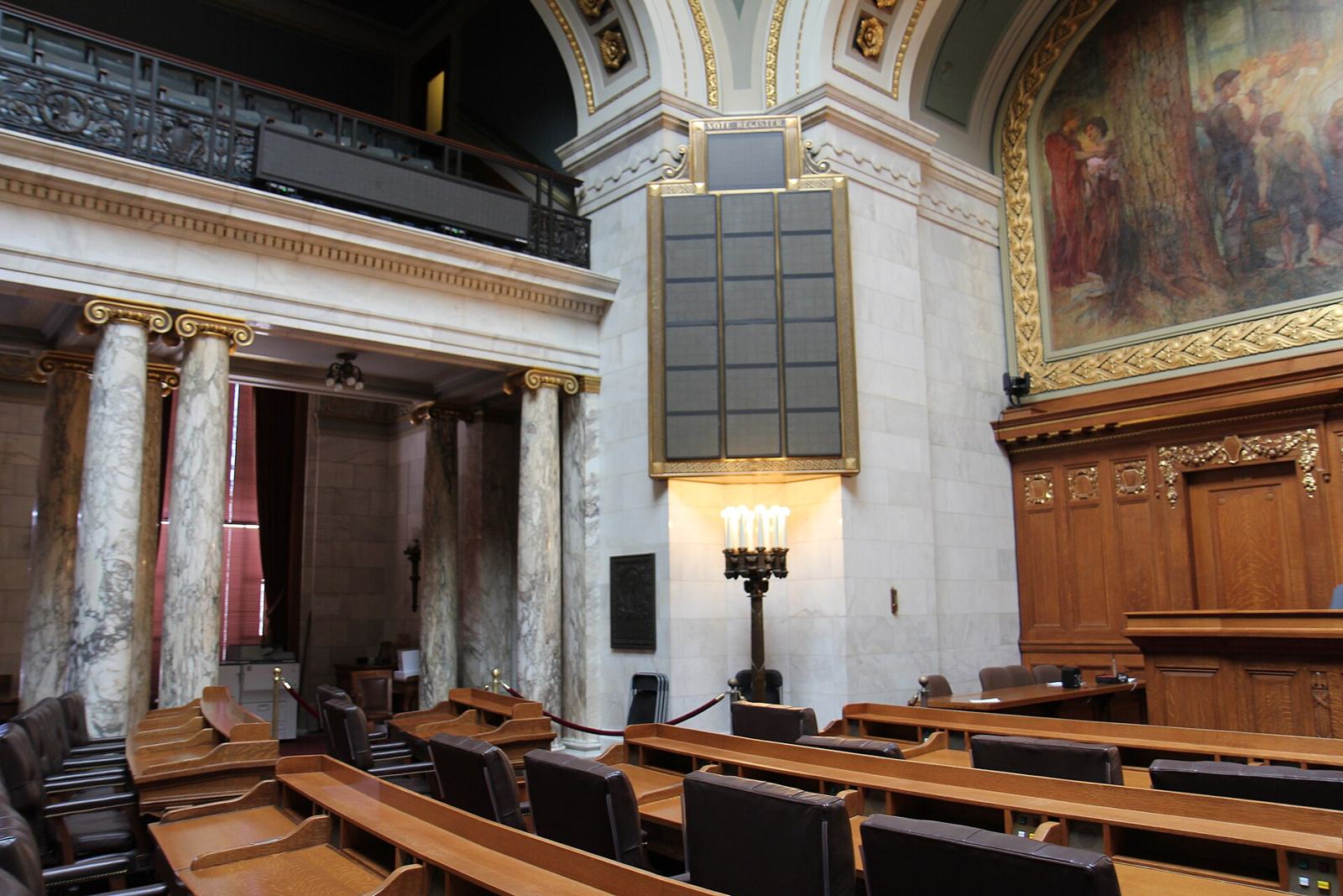 Comment est votée une loi en France : du projet à la promulgation, étape par étape